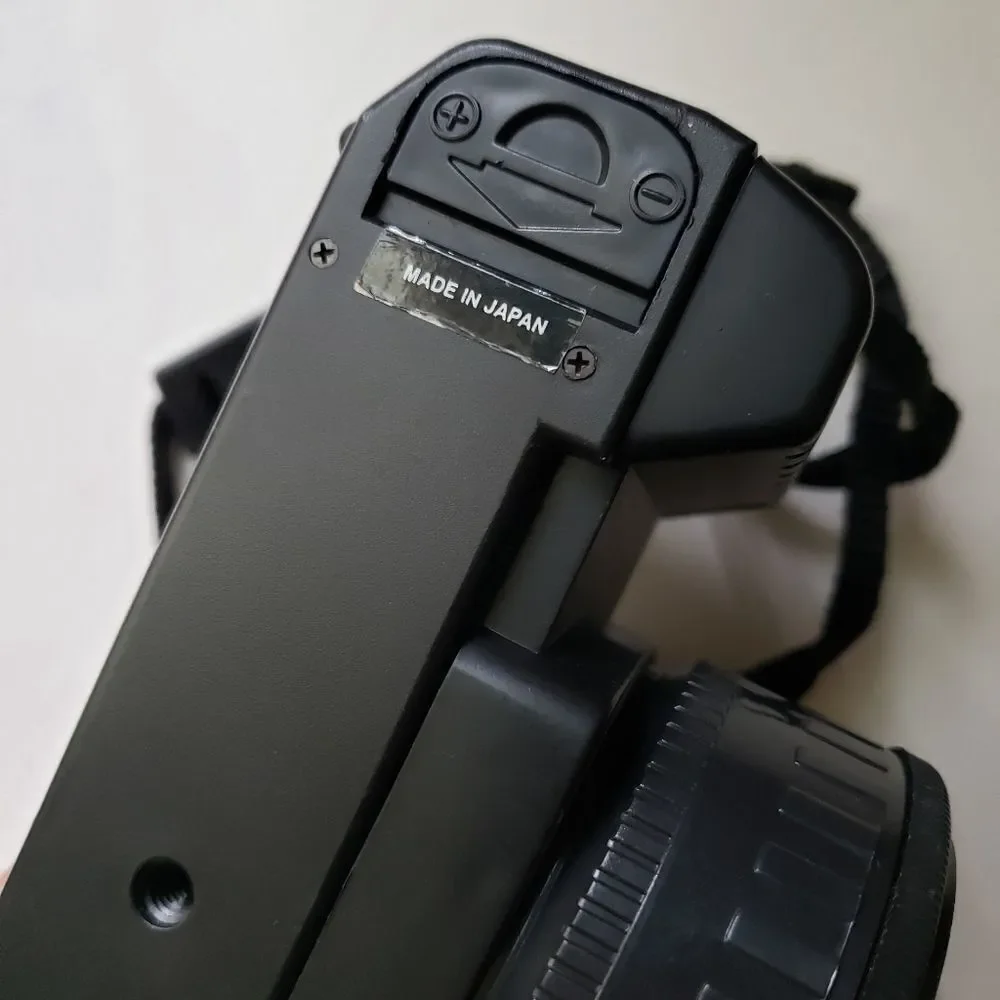 Vintage Cannon DL 1000 Film Camera